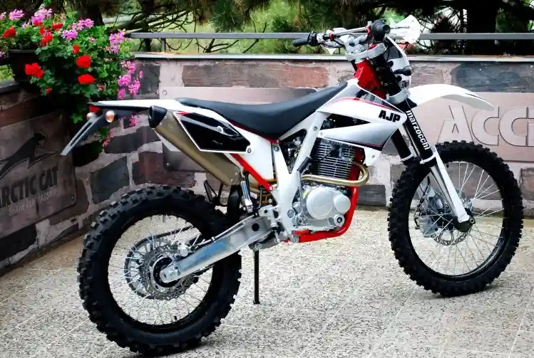 AJP PR4 125 Enduro 2010