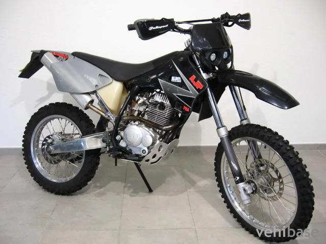 AJP PR4 200 SM 2010