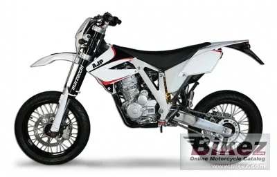 AJP PR4 240 Supermoto 2015