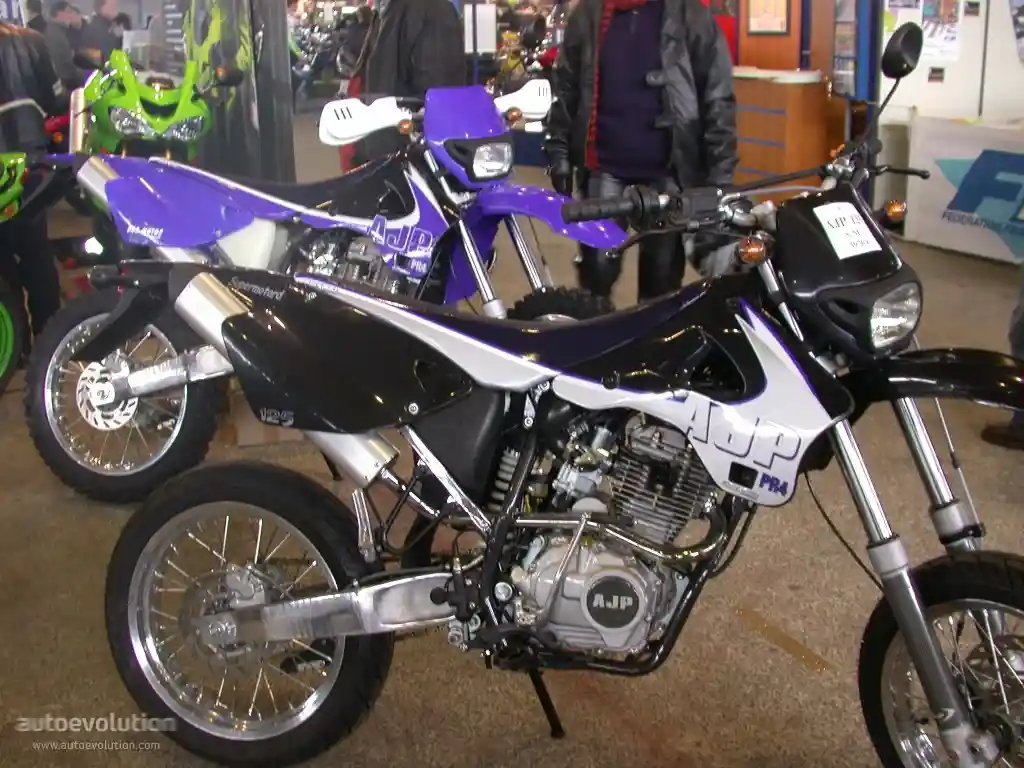 AJP PR4 Supermoto 2003