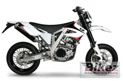 AJP PR5 250 Supermoto 2015