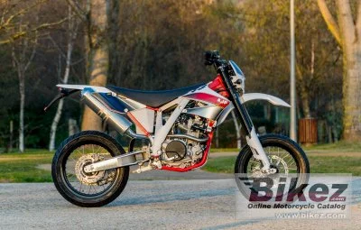AJP PR5 Supermoto 250 2020