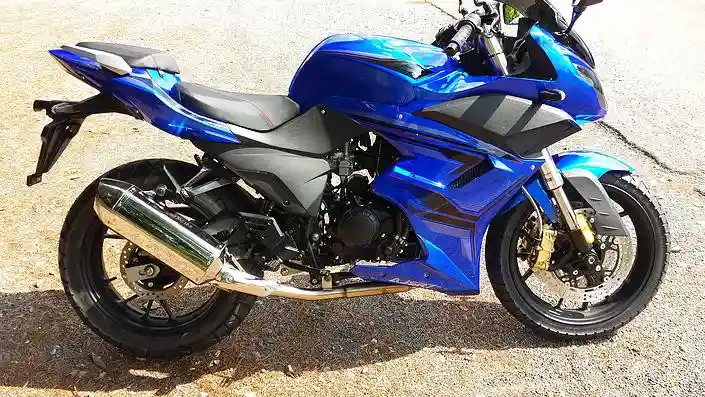 AJS R7 2015