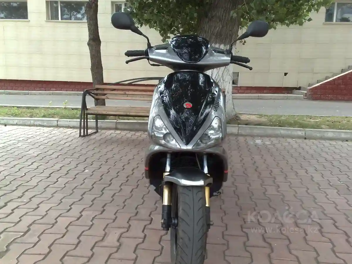 Adiva R125 2010