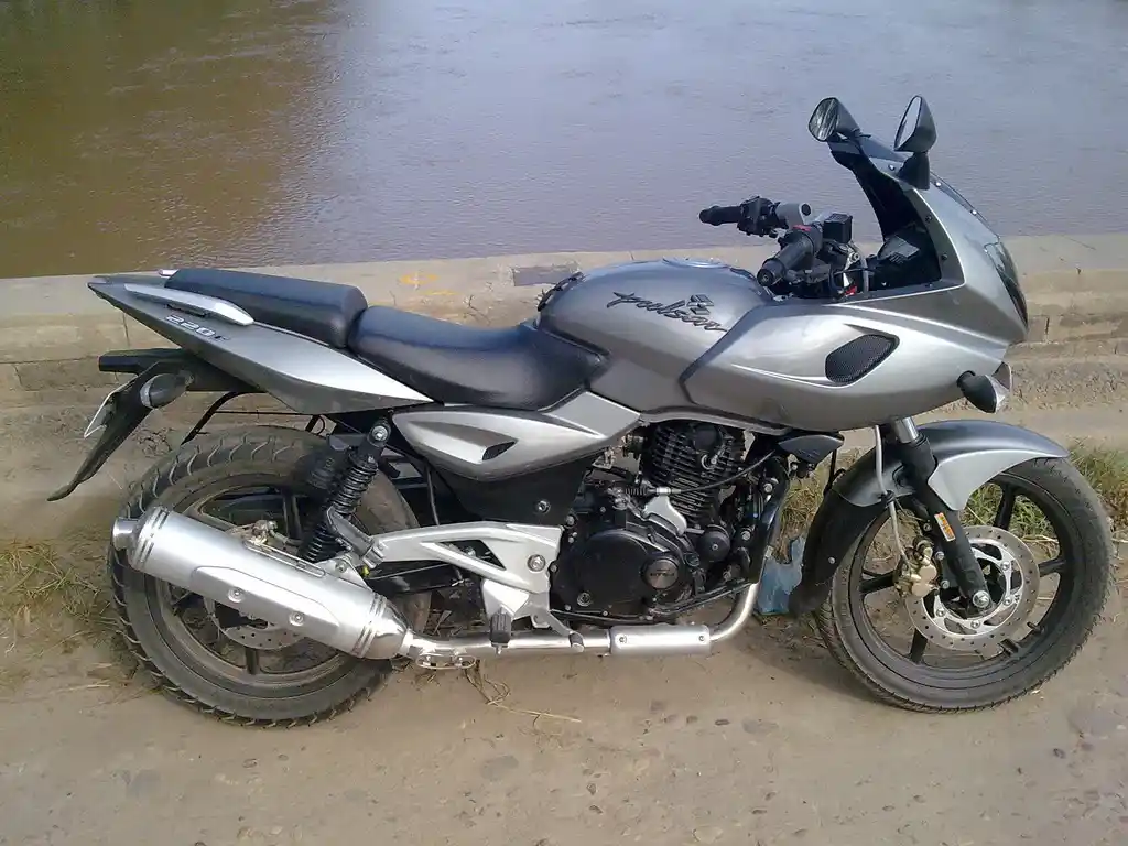 Aeon AE 11 Pulsar 100 2008