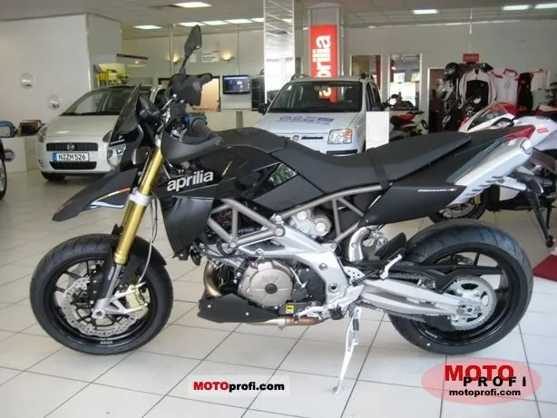 Aprilia Dorsoduro 750 ABS 2011