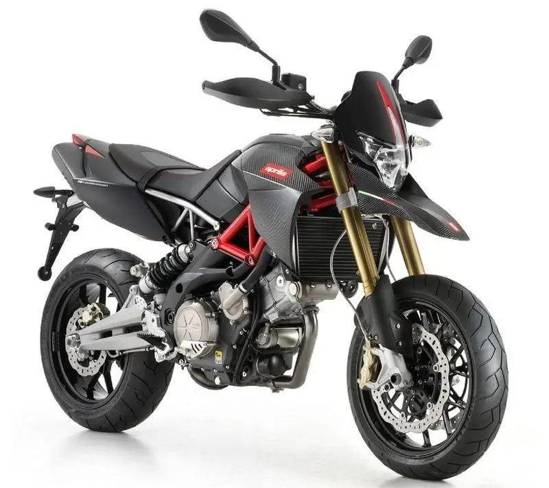 Aprilia Dorsoduro 750 Factory 2013