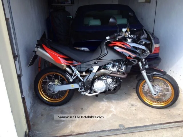 Aprilia Pegaso 650 Factory 2008