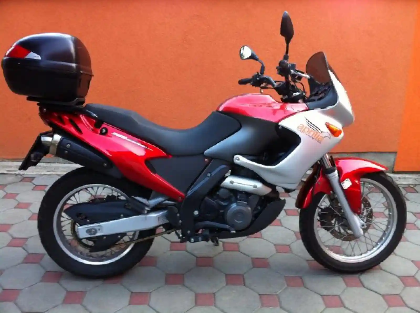 Aprilia Pegaso 650 I.E. 2001