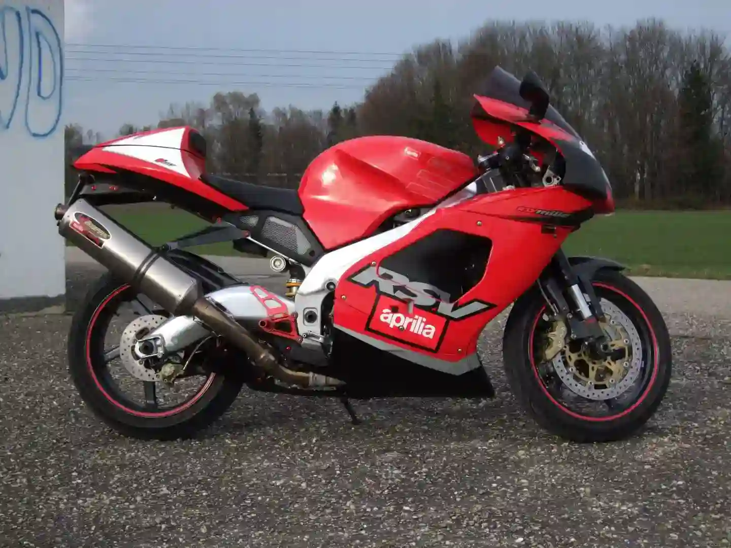 Aprilia RSV Mille 2002