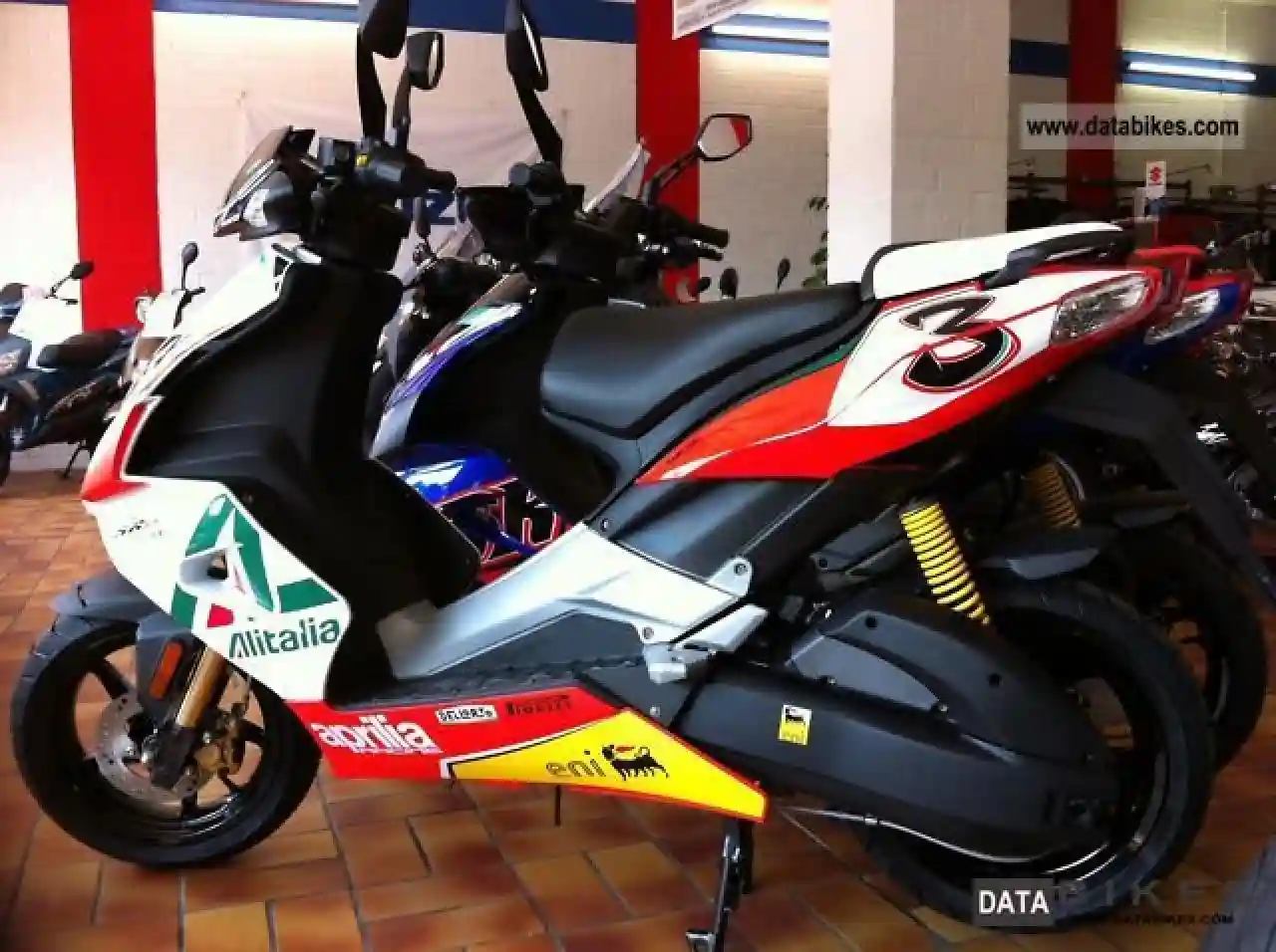 Aprilia SR 50 R Factory 2011