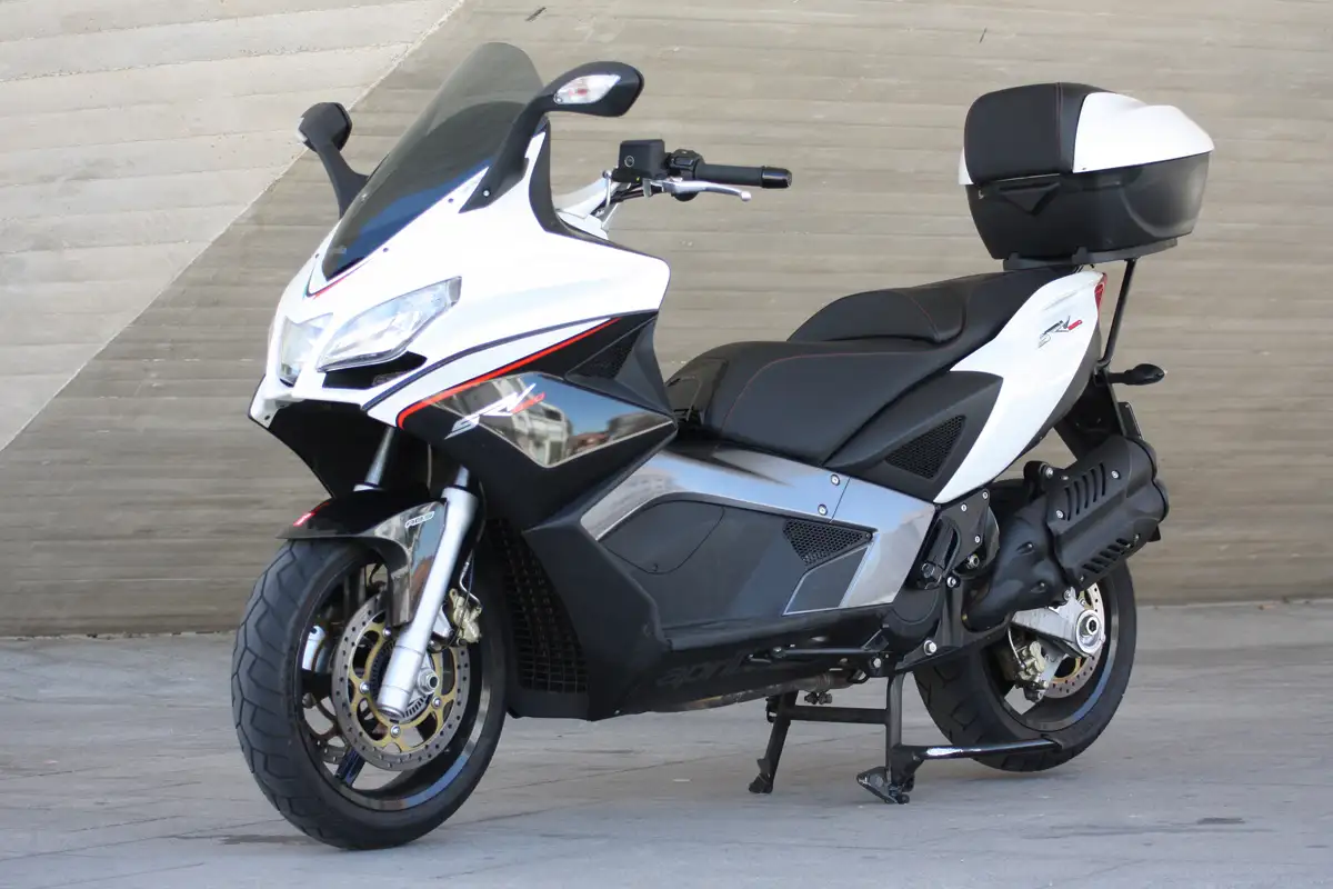 Aprilia SRV 850 2020