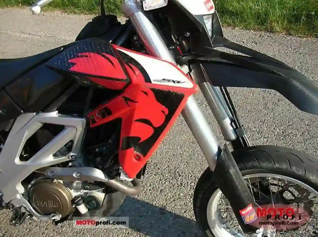 Aprilia SXV 5.5 2006