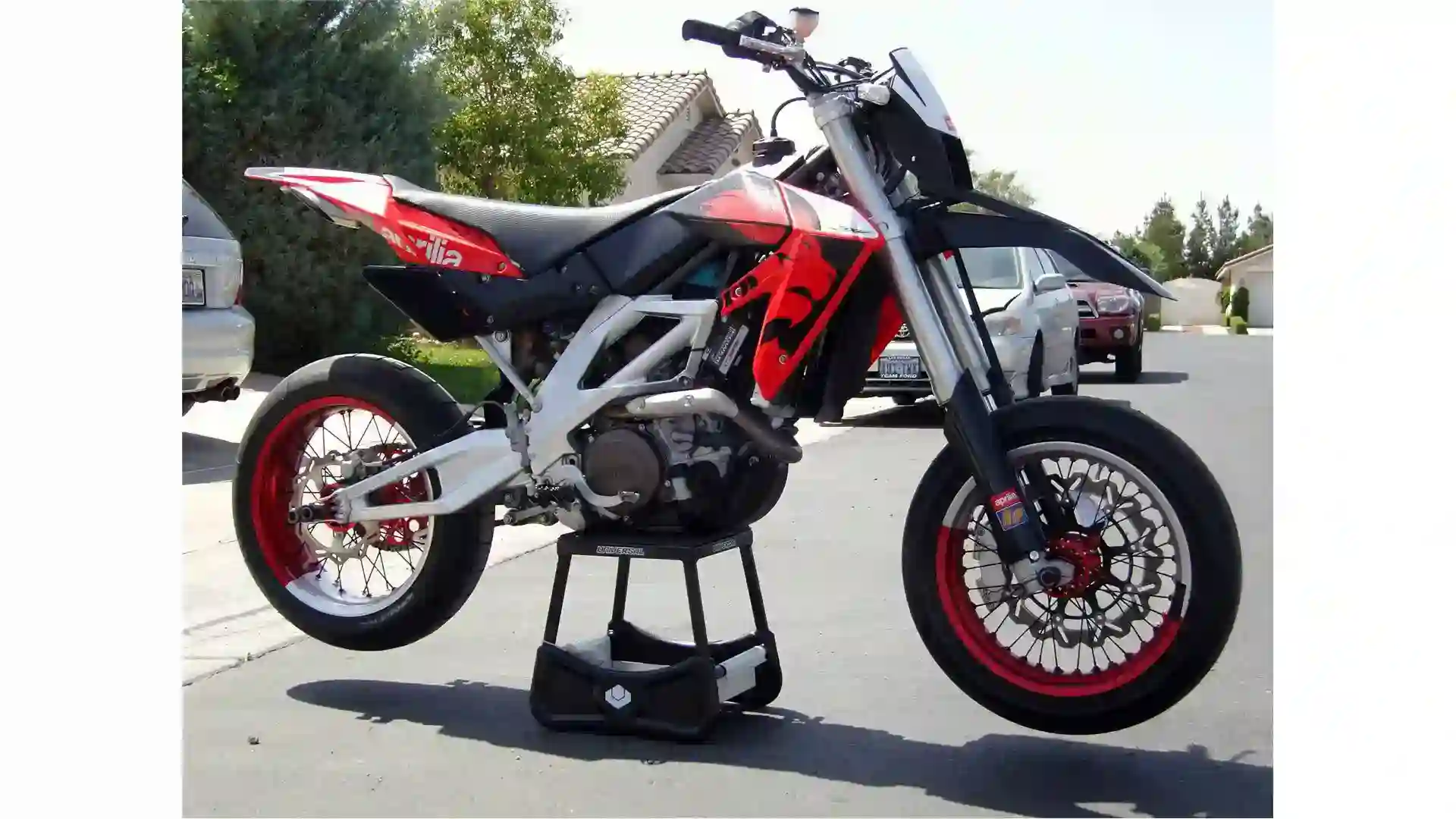 Aprilia SXV 5.5 2009