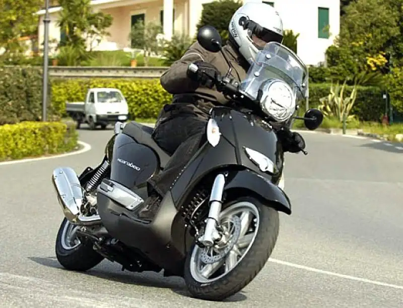 Aprilia Scarabeo 400 2008