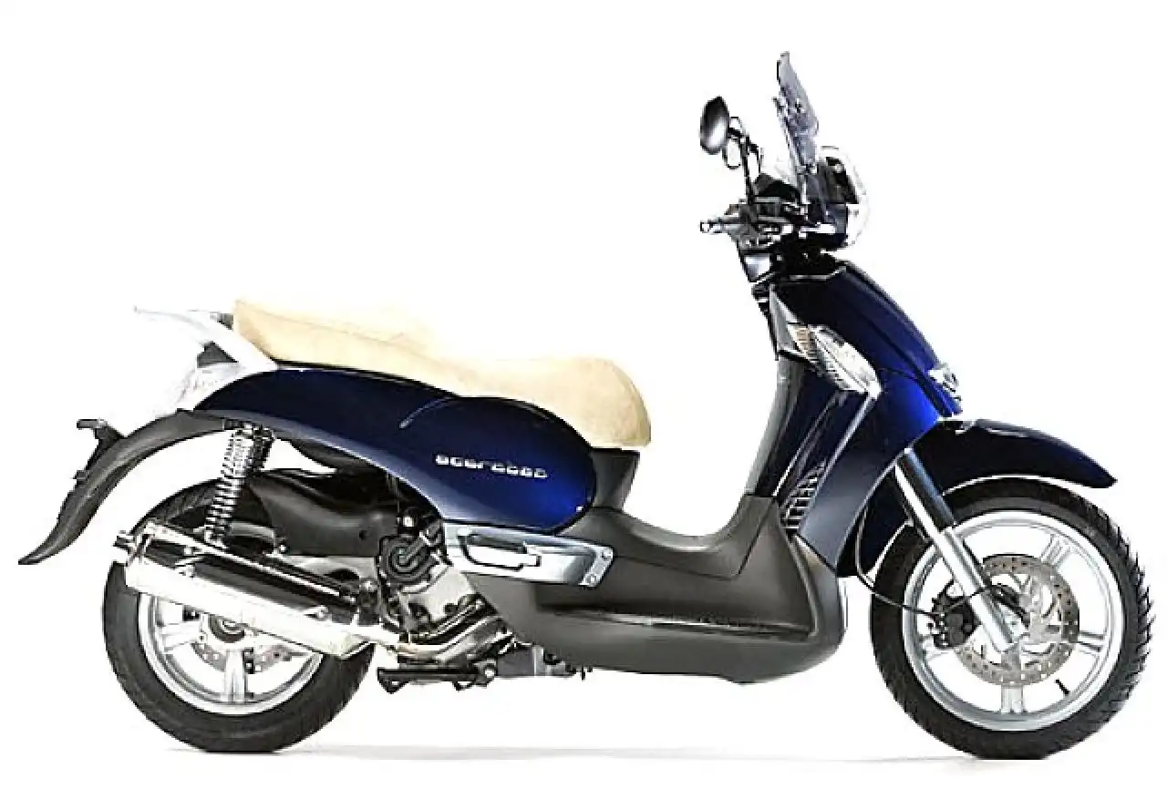 Aprilia Scarabeo 400 2010