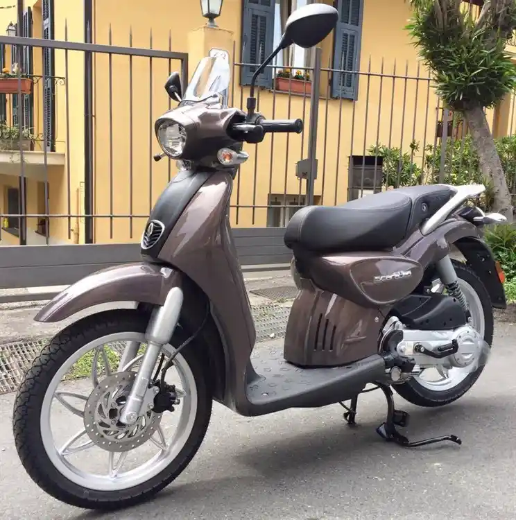 Aprilia Scarabeo 50 4T 4V 2013