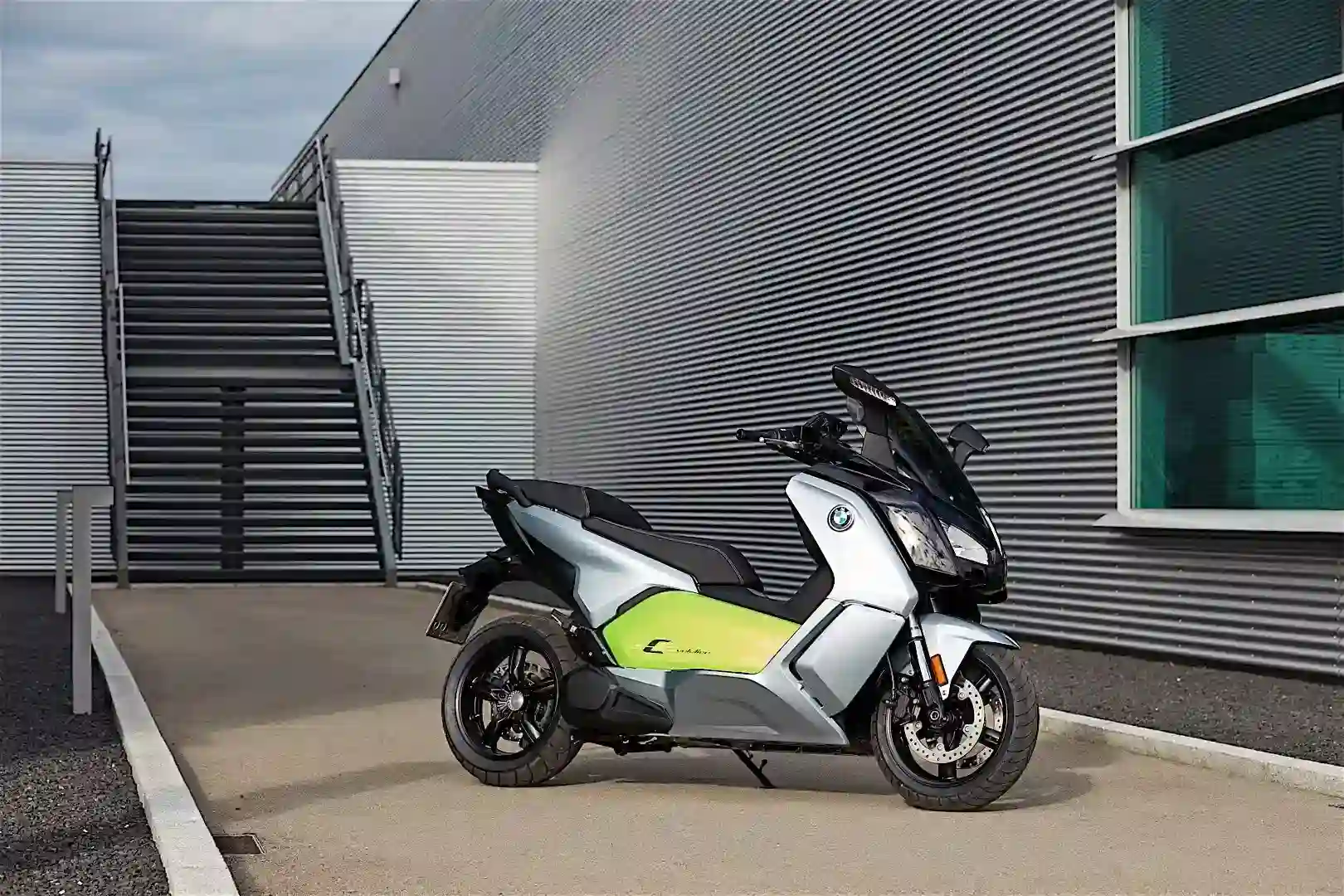 Home 3 BMW C Evolution 2018