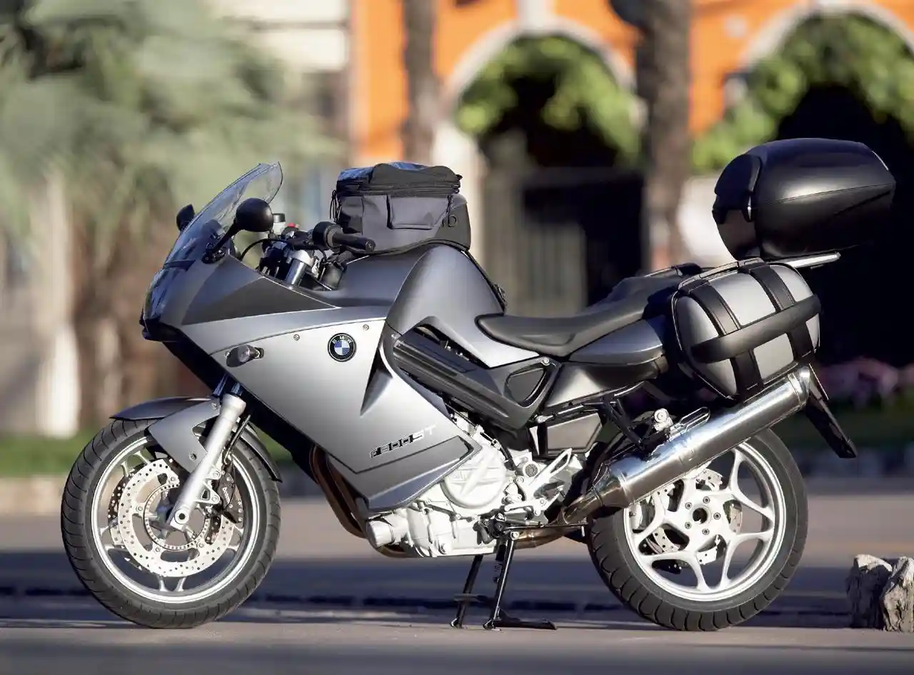BMW F 800 ST 2009 1