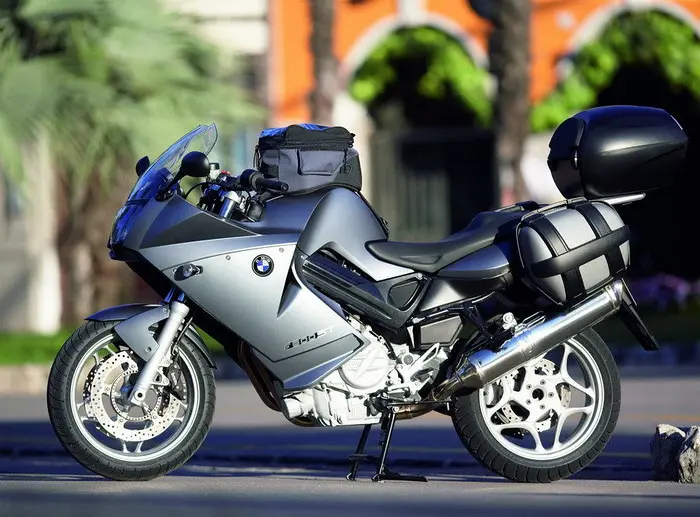 BMW F 800 ST 2012