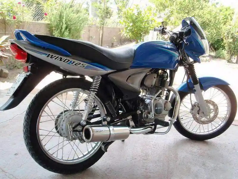 Bajaj Wind 125 2006