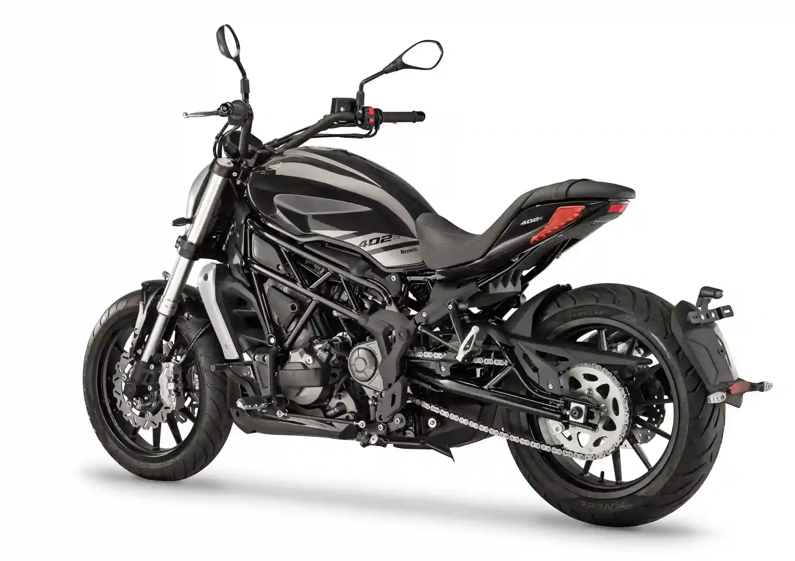 Home 2 Benelli 402 S 2018