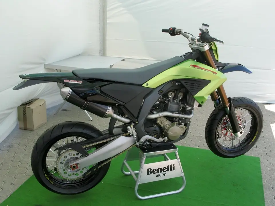 Benelli BX 449 Cross 2011