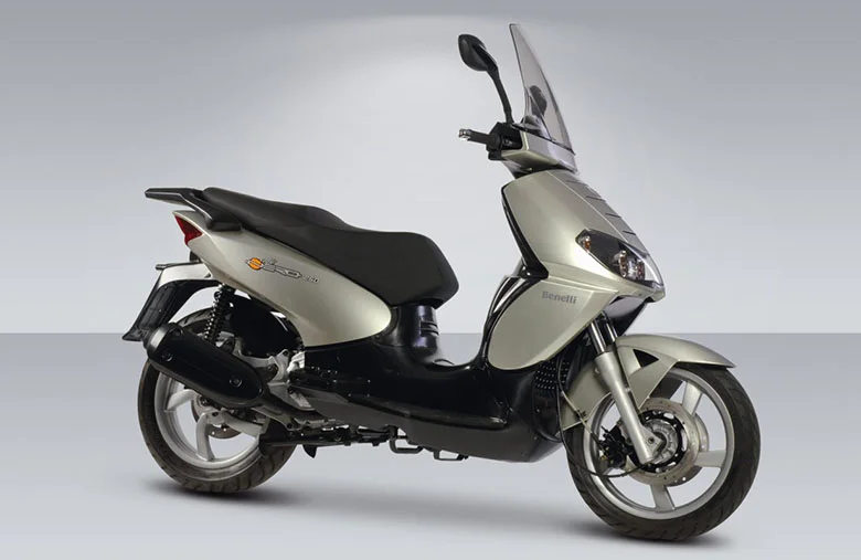 Benelli Caffenero 250 2020