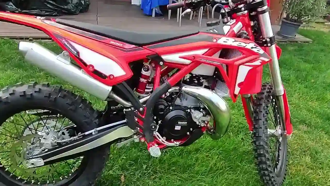 Beta Xtrainer 300 2023