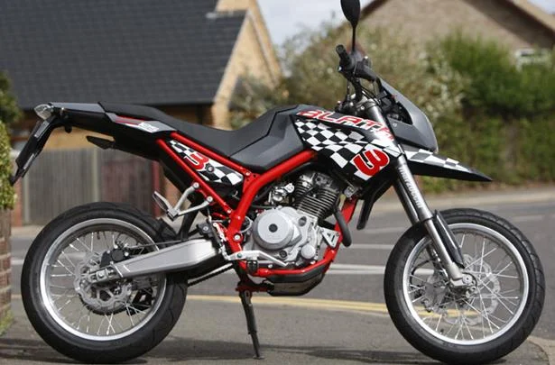 Blata Motard 125 BXM 2022