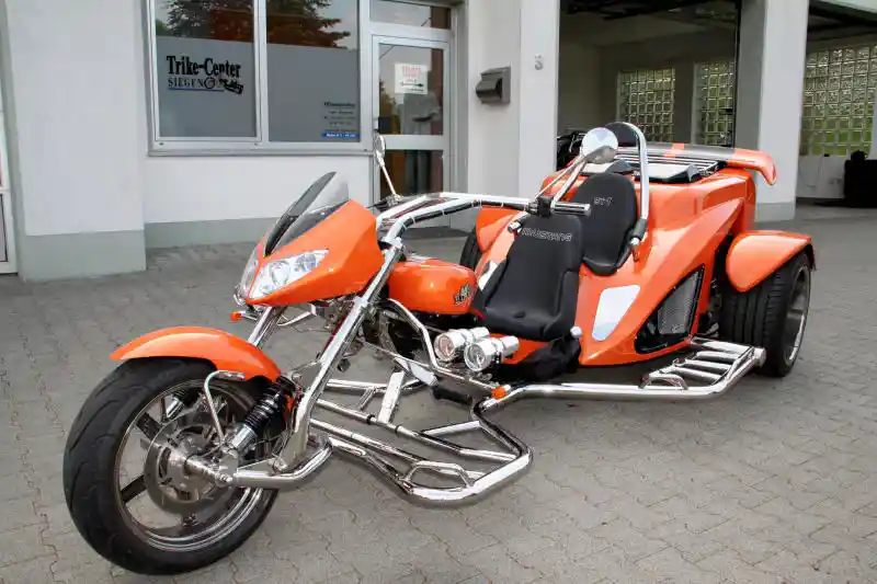 Boom Trikes Fighter X12 2009