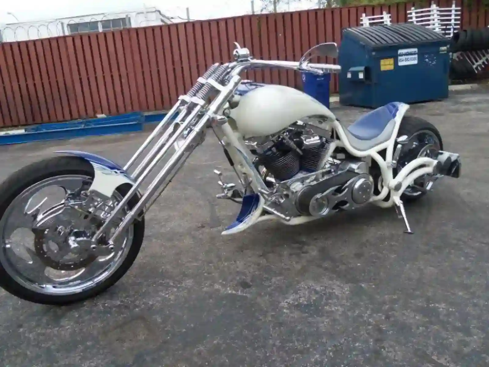 Bourget Fat Daddy Chopper 330 2011