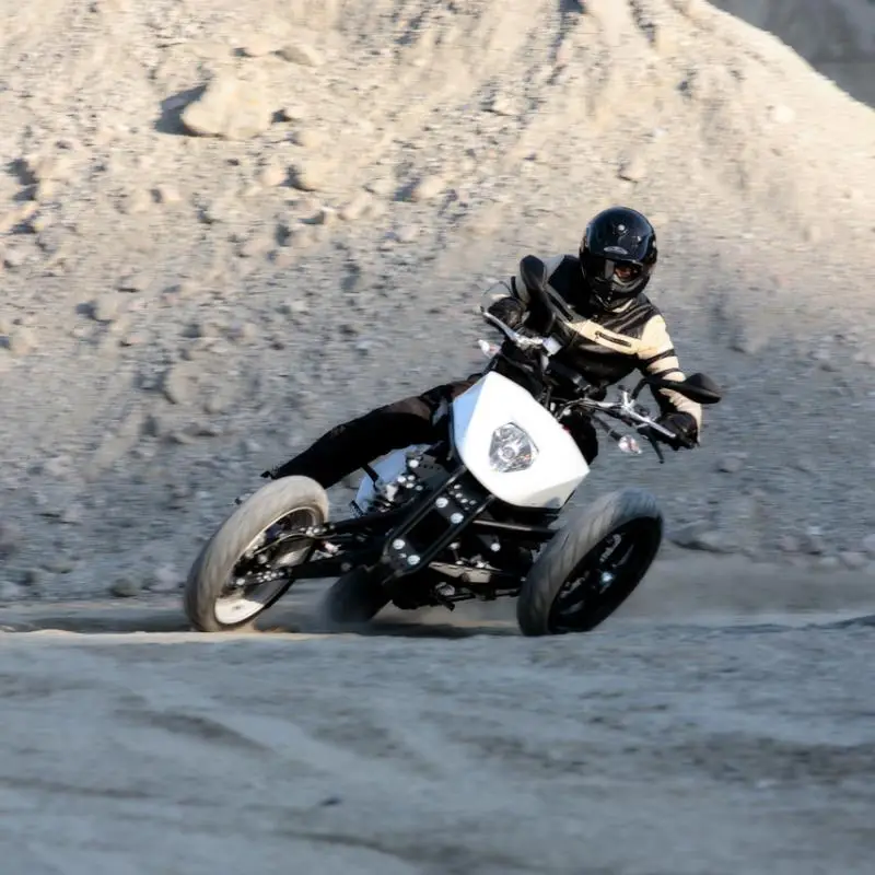 Brudeli 654L 2011