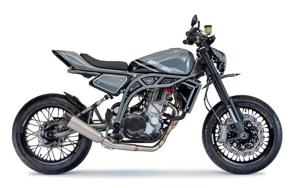 CCM Street Moto 2022