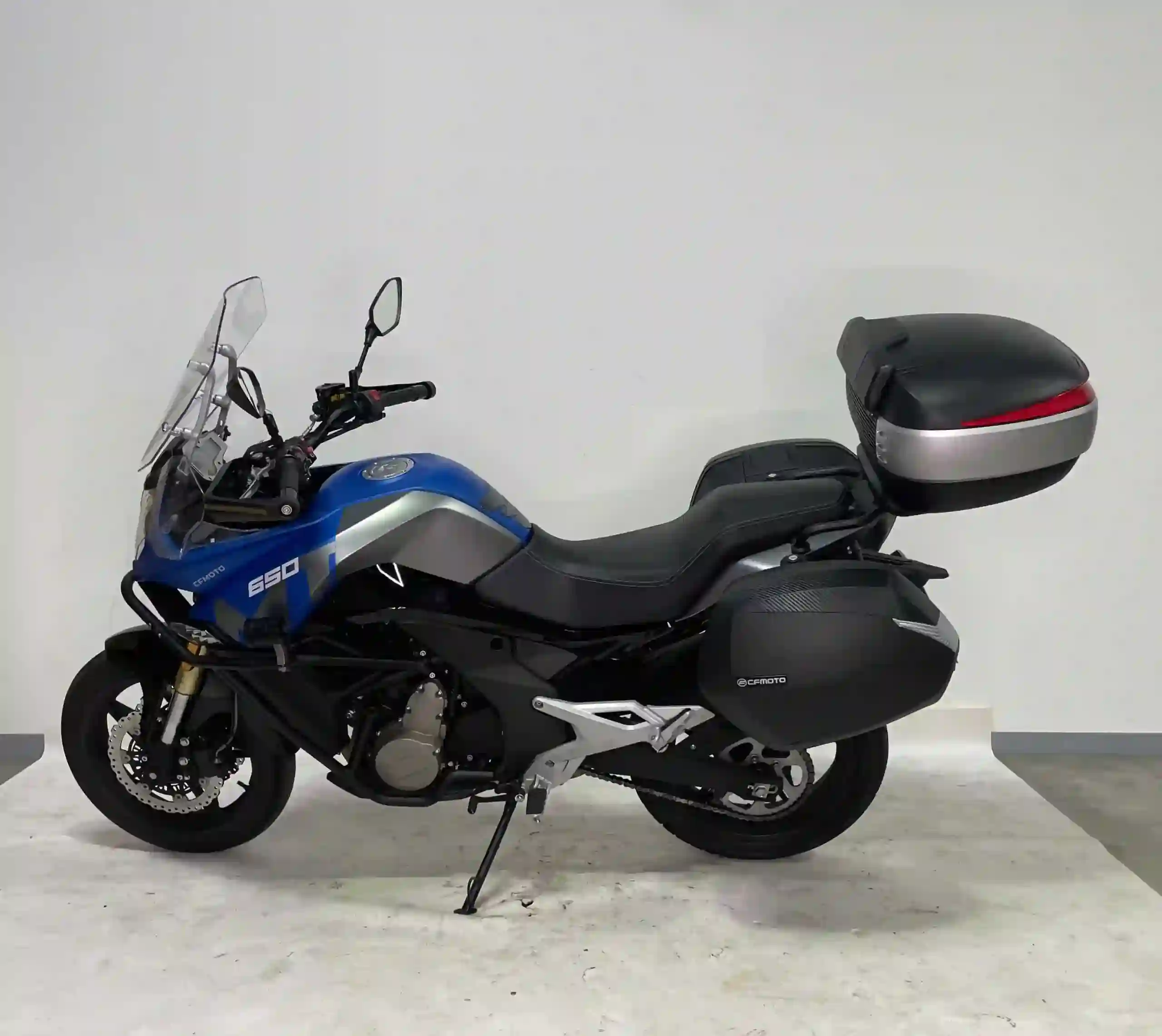 CF Moto 650MT 2021