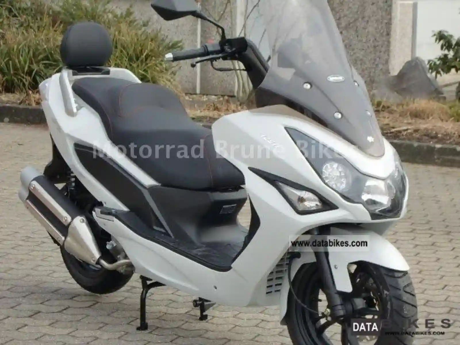 Daelim Freewing 125 2011