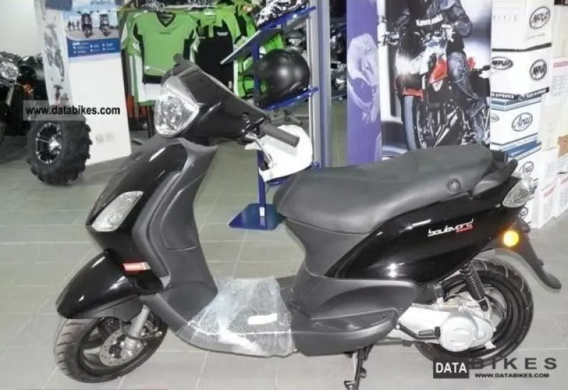 Derbi Boulevard 50 2T 2009 1