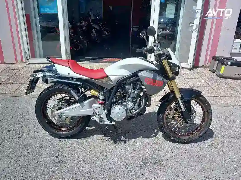 Derbi Mulhacen 659 2007