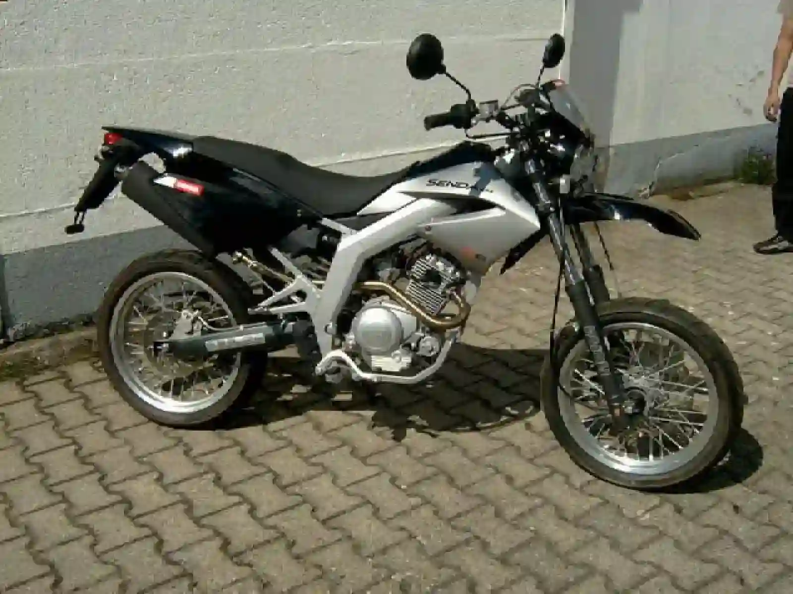 Derbi Senda Baja 125R 2009 1