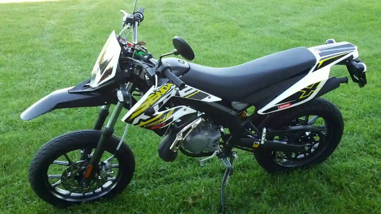 Home 1 Derbi Senda DRD X Treme 125 SM 2017