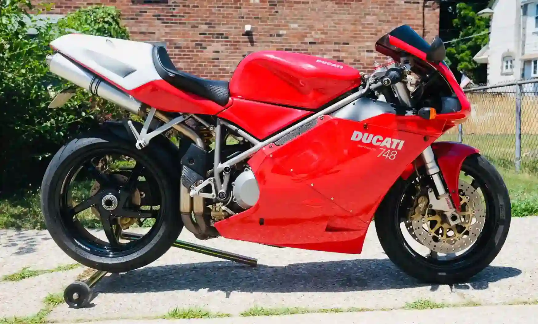 Ducati 748 2002