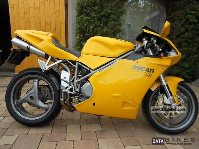 Ducati 748 2003