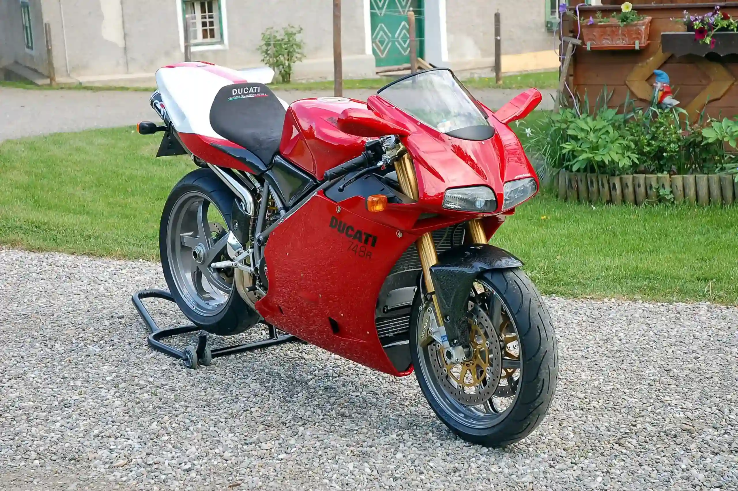 Ducati 748 R 2002