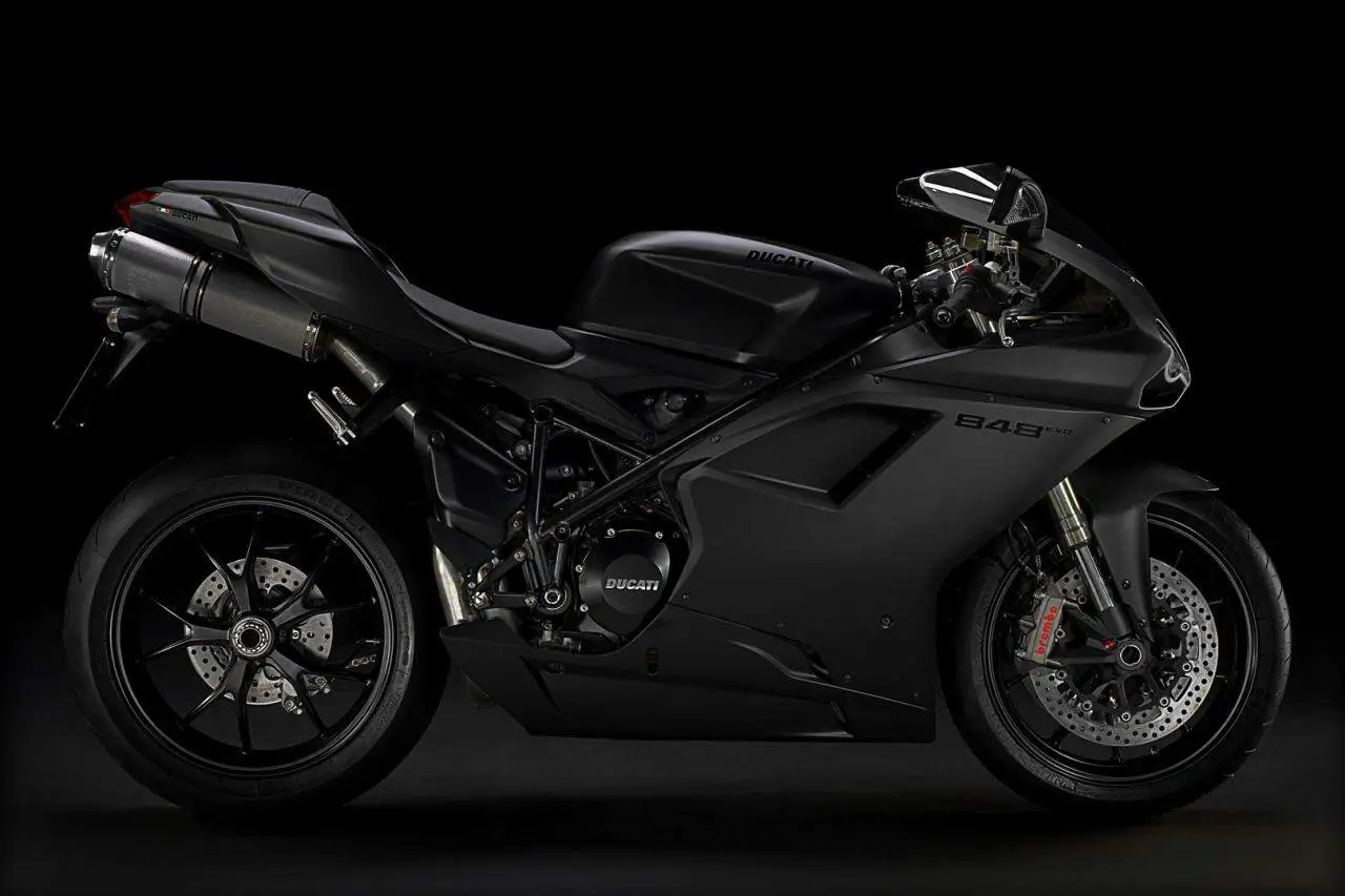Ducati 848 EVO Dark 2013