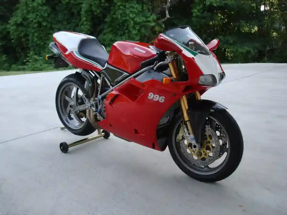 Ducati 996 S 2001