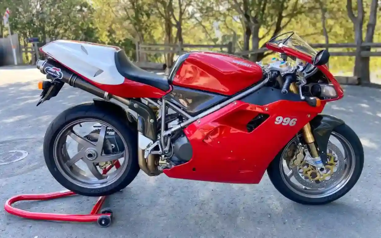 Ducati 996 SPS 2000