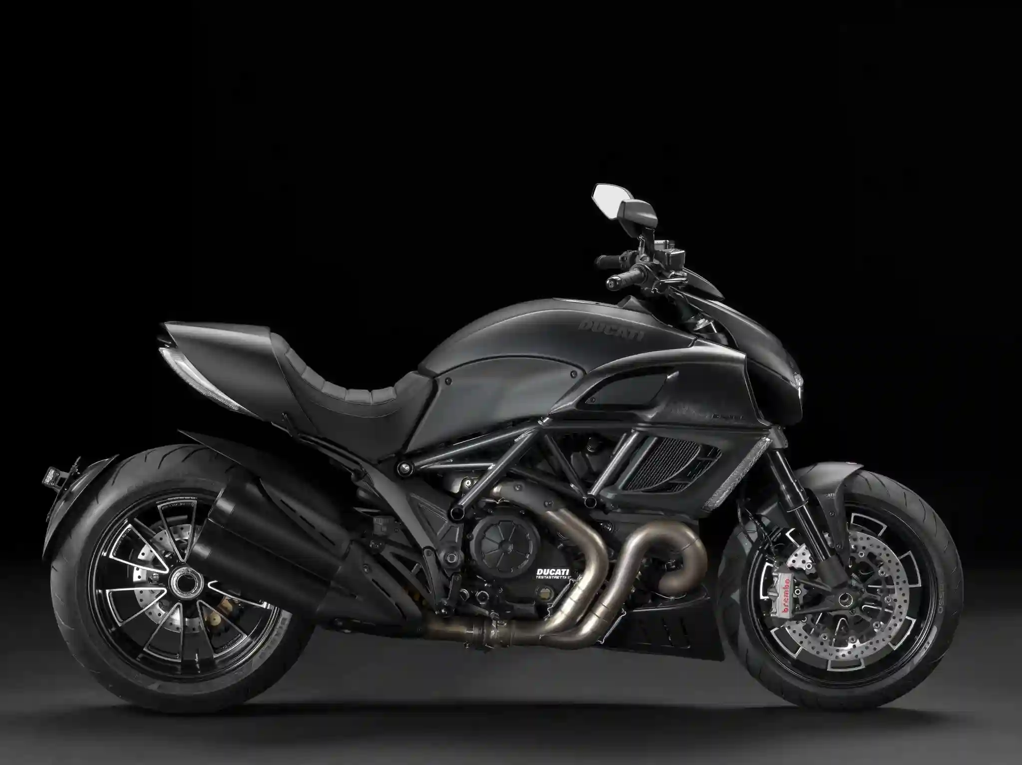 Ducati Diavel 2014