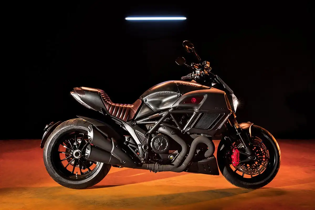 Home 2 Ducati Diavel Diesel 2017