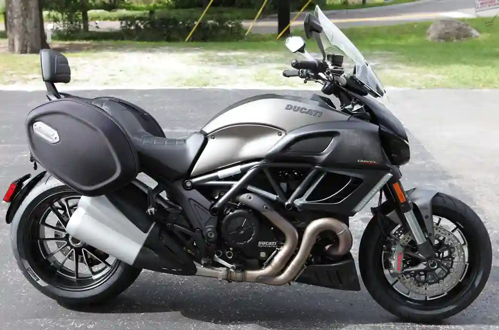 Ducati Diavel Strada 2014