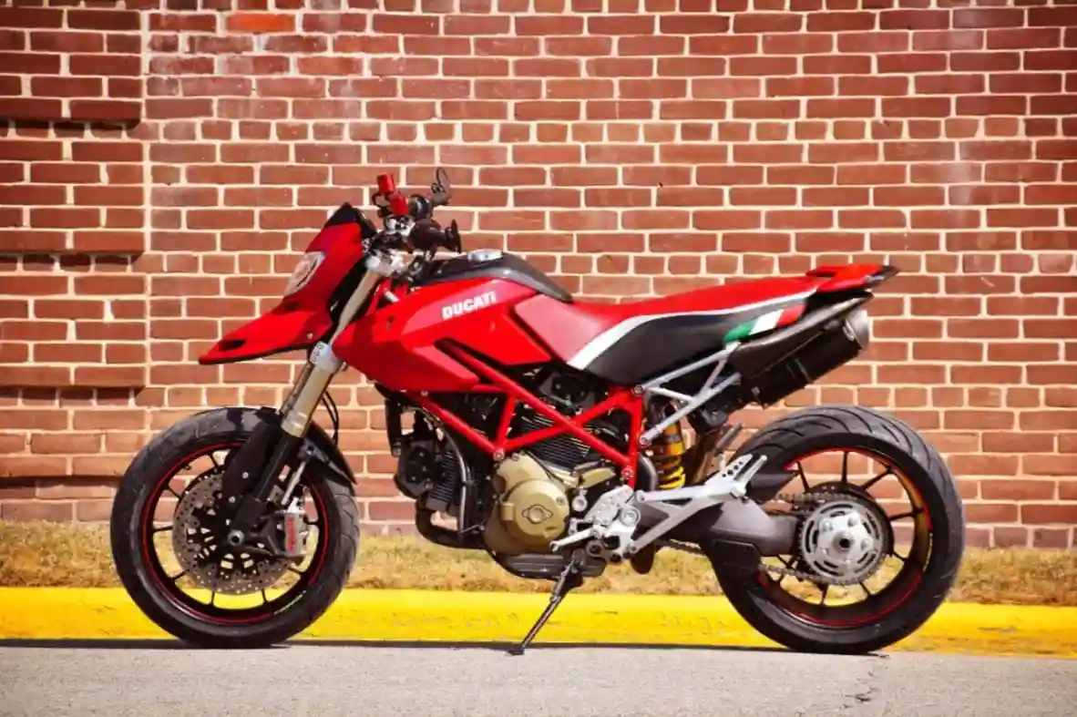 Ducati Hypermotard 1100 S 2008